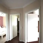 Ferien-appartment 4 *